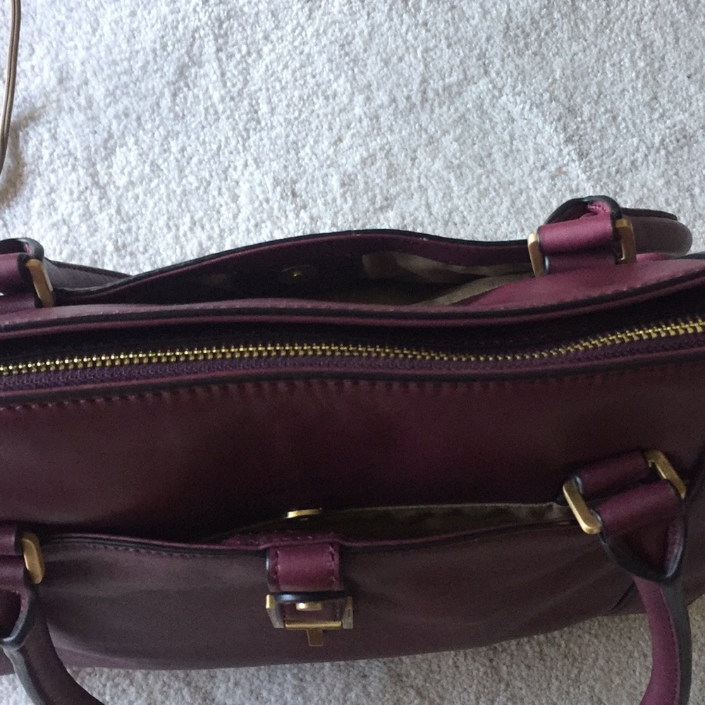 Tahari satchel genuine leather - Picture 6 of 8